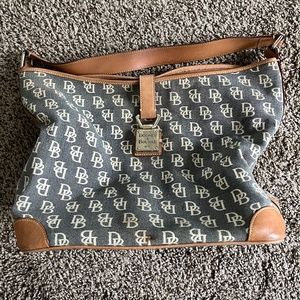 Dooney & Bourke Bag